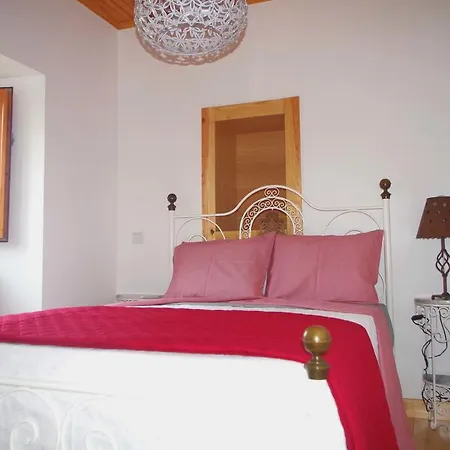 Casas Do Sinhel Guest House Cha de Alvares Exterior photo